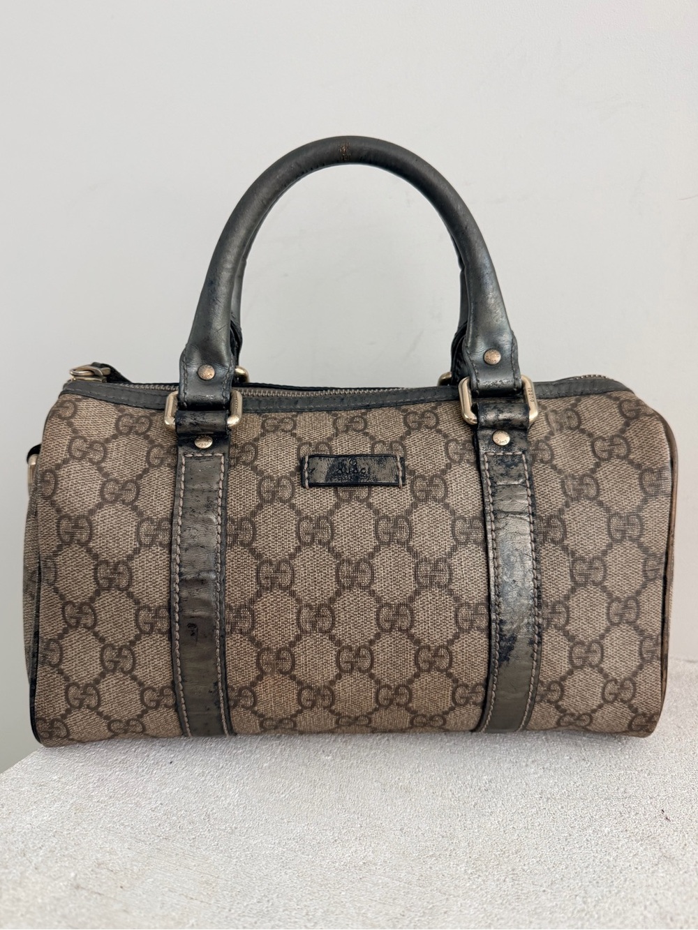 GUCCI Small Joy Boston Bag GG Supreme Metallic Gray Leather 193604